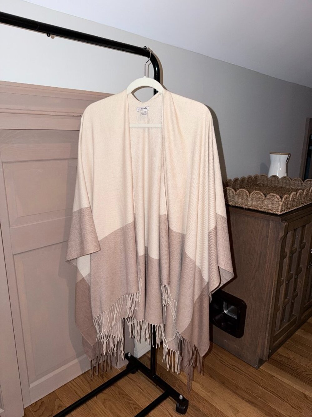 Just Jamie Cream Taupe Colorblock Fringe Ruana Wrap One Size